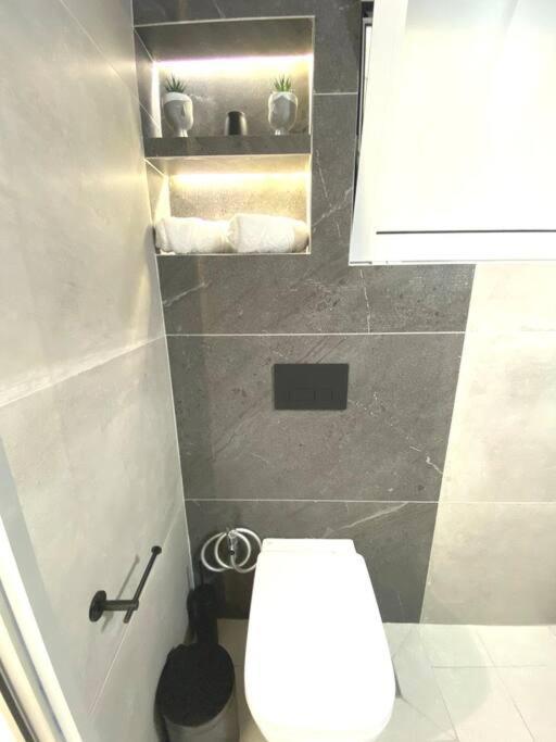 Artzy Petit Apartment Close To The Center Heraklion Exteriör bild