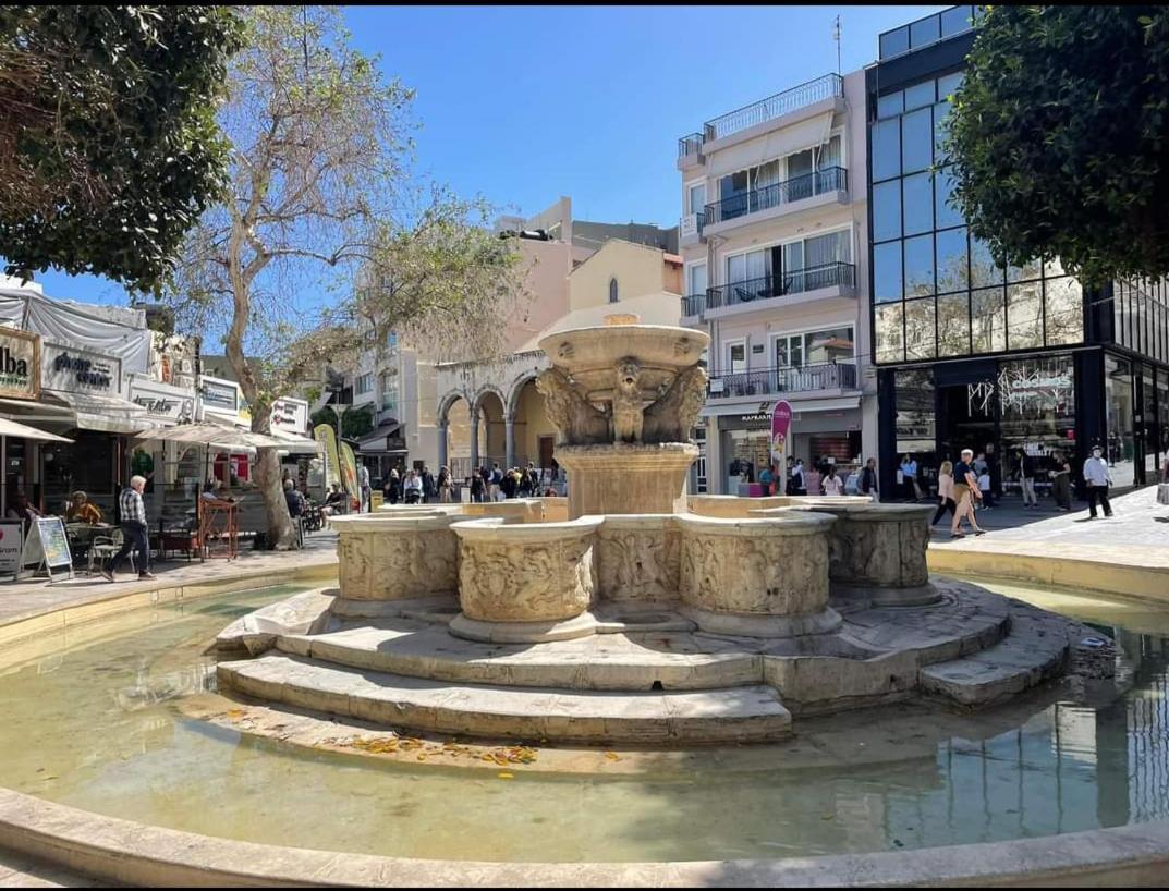 Artzy Petit Apartment Close To The Center Heraklion Exteriör bild